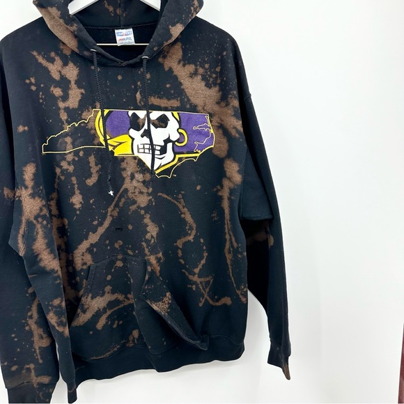 ECU Pirates Custom Upcycled Bleach Distressed Hoodie Size XL - Picture 2 of 8